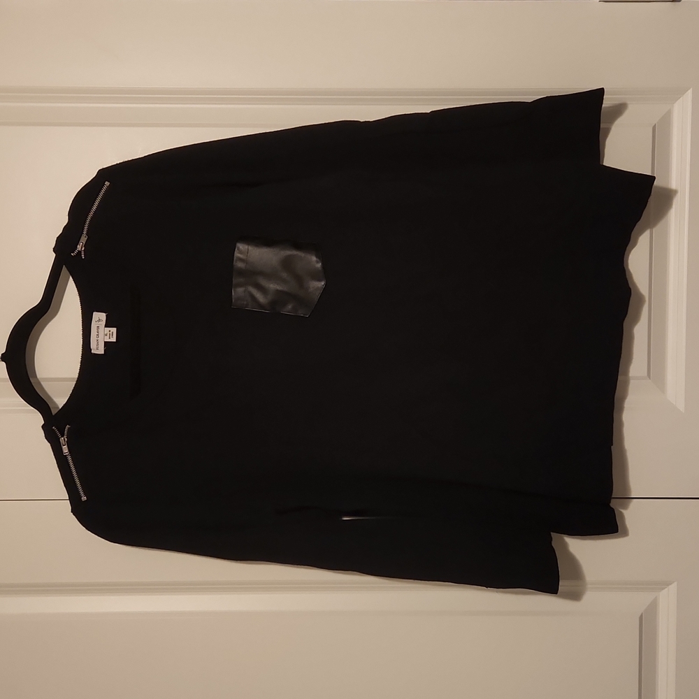 Susan Graver XL Black Sweater with Pleather pocket